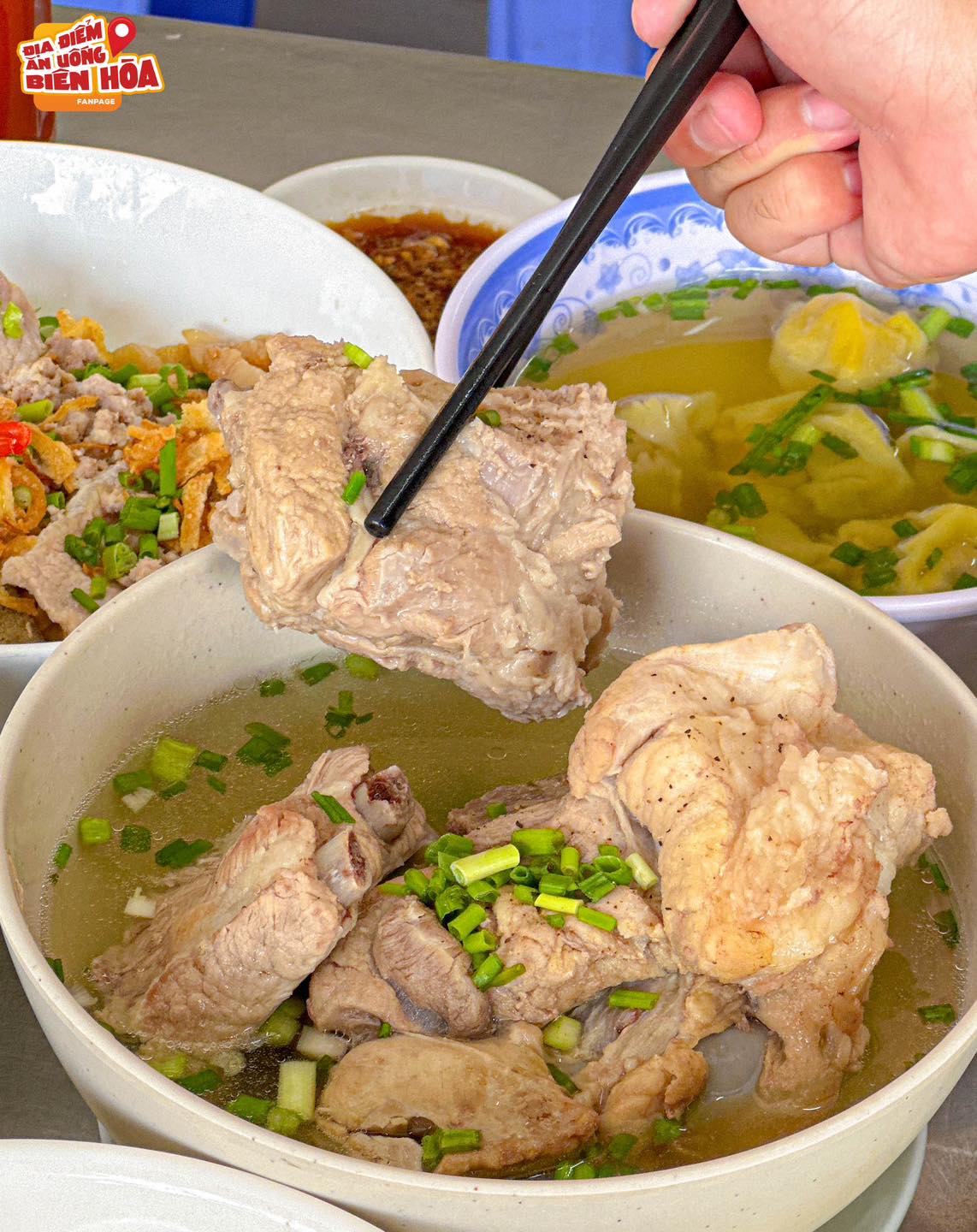 Hủ tiếu Ông Hai Bầu