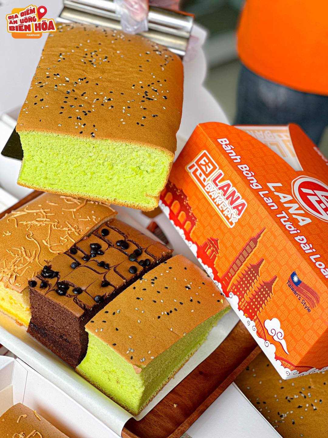 bánh bông lan tươi Đài Loan LANA BAKERY