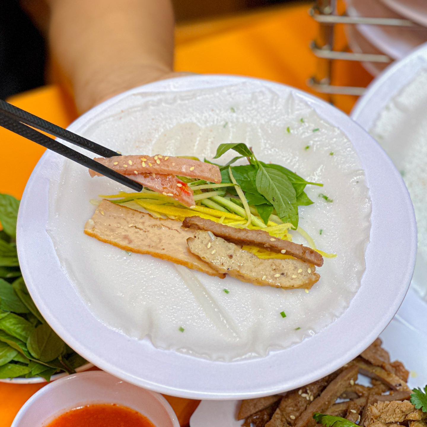 Bánh ướt chồng dĩa