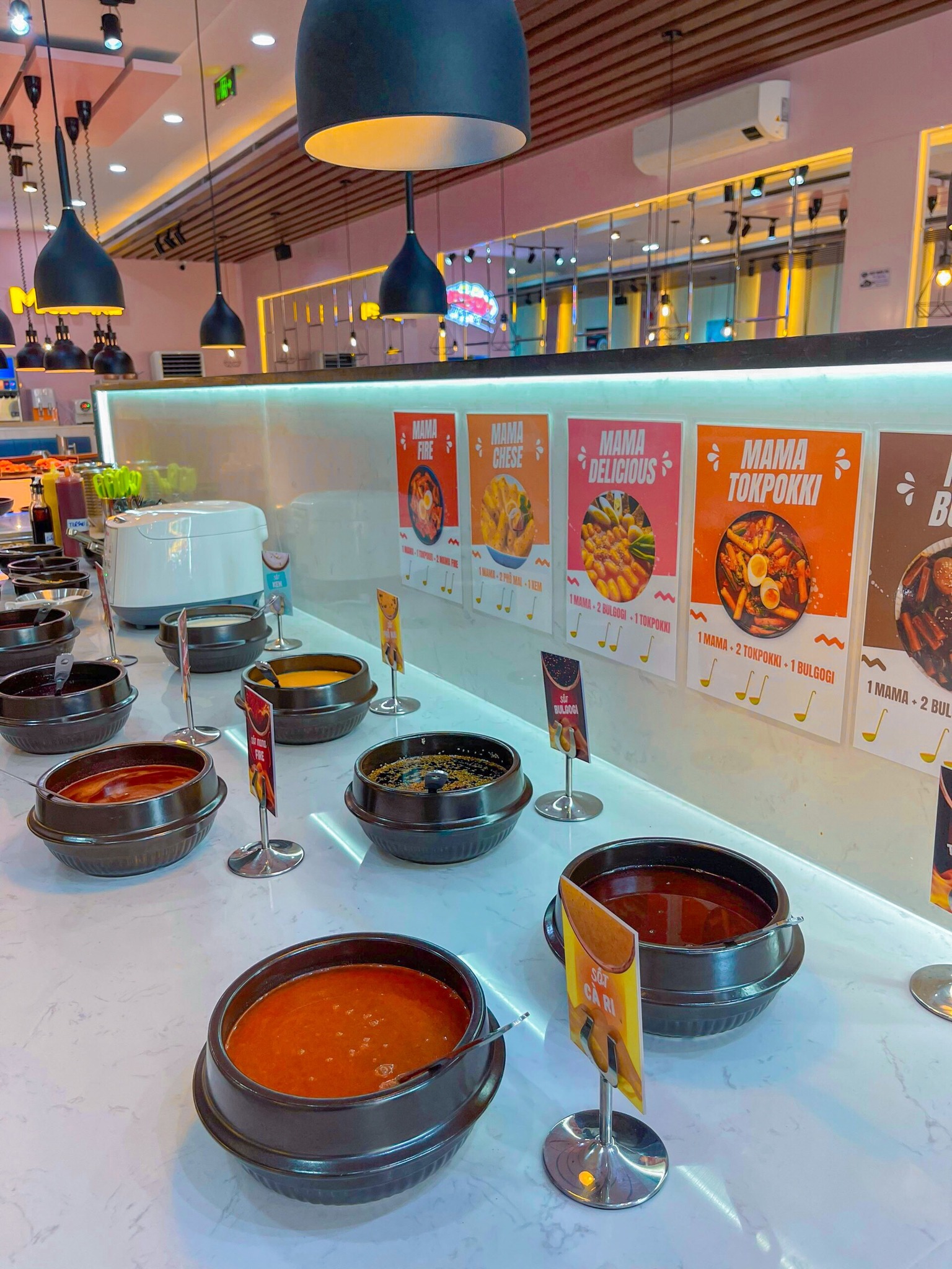 MaMa Buffet Tokpokki